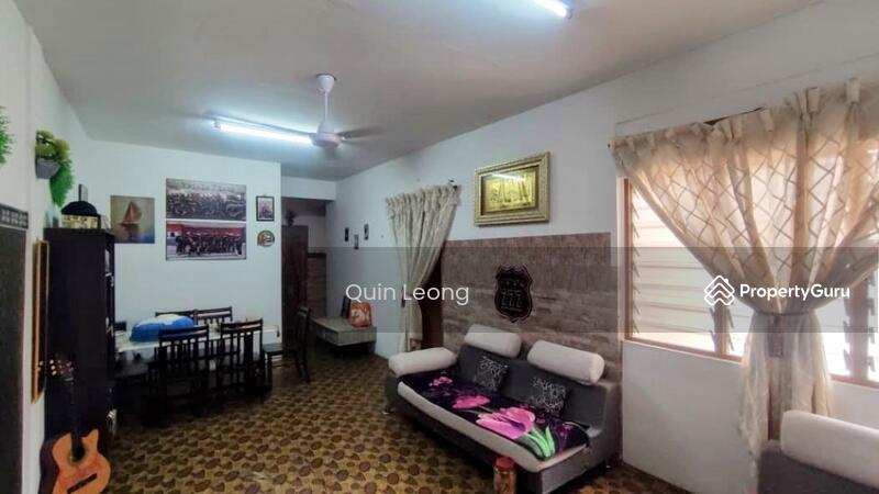 For Sale - Puchong Utama Court 2