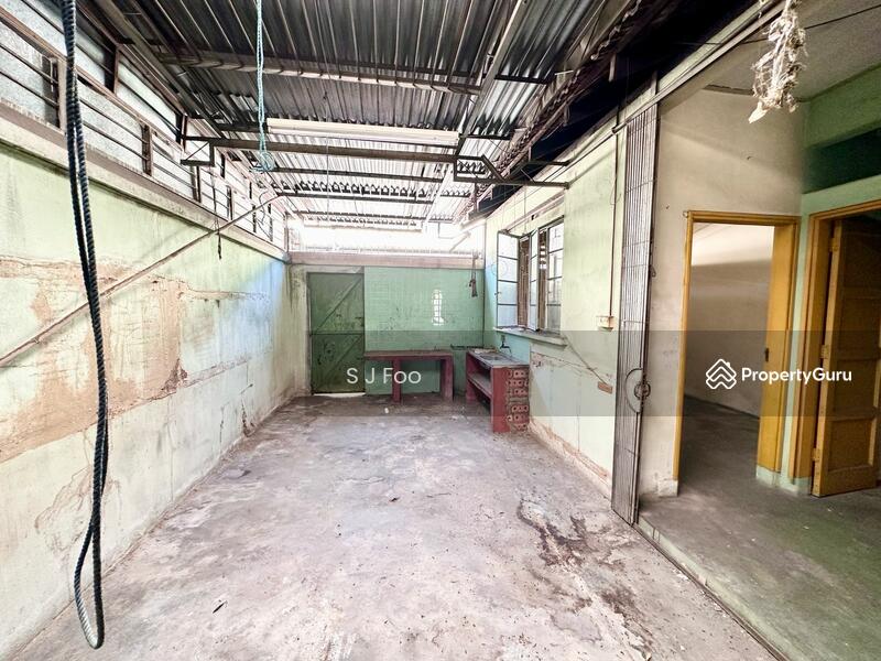 Untuk Dijual - Jelutong Taman Hijau Lorong Hijau Single Storey Terrace