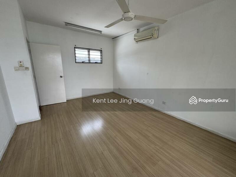 Untuk Dijual - Sunway Alam Suria 2.5sorey 22x65 5 roooms near playground