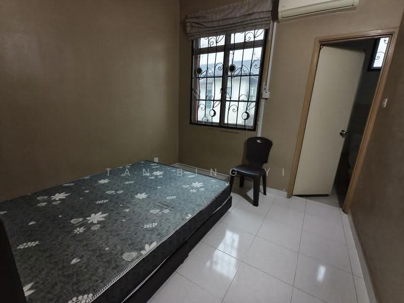 2-storey Terraced House for Rent in Bukit Indah (Iskandar Puteri (Nusajaya)) - Tan Bing Yi - Bedroom - PropertyGuru.com.my