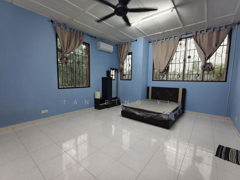 2-storey Terraced House for Rent in Bukit Indah (Iskandar Puteri (Nusajaya)) - Tan Bing Yi - Bedroom - PropertyGuru.com.my