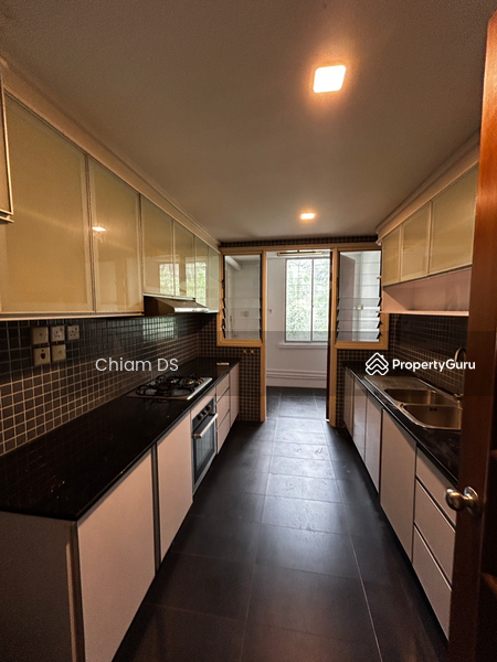 Untuk Dijual - Townhouse at Ampang Hilir