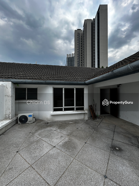 Untuk Dijual - Townhouse at Ampang Hilir