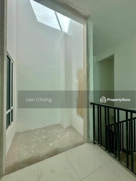 Untuk Dijual - Semi-Detached House at Silibin