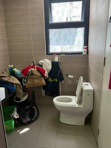 For Rent - 28 Boulevard