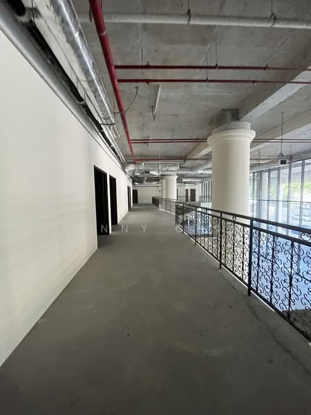 Hotel / Resort untuk Dijual di Pulau Tikus (George Town) - Kenny Chin - Corridor - PropertyGuru.com.my