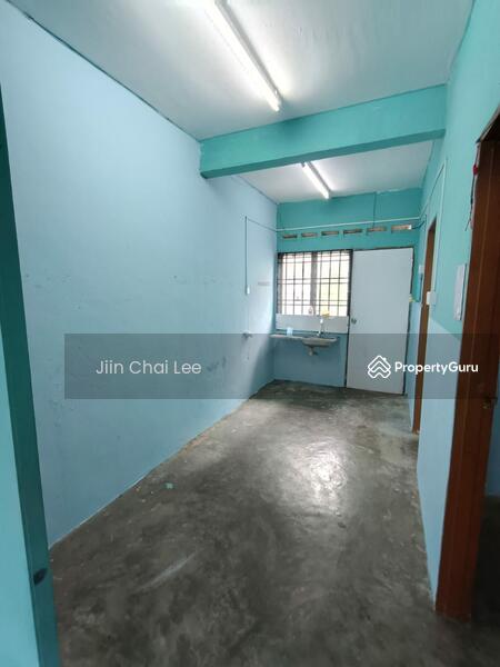Untuk Dijual - Low Deposit Low Cost House Jalan Lading Puteri Wangsa Ulu Tiram
