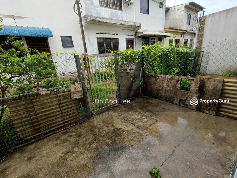 Untuk Dijual - Low Deposit Low Cost House Jalan Lading Puteri Wangsa Ulu Tiram