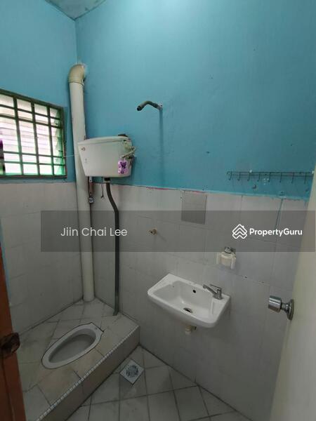 Untuk Dijual - Low Deposit Low Cost House Jalan Lading Puteri Wangsa Ulu Tiram