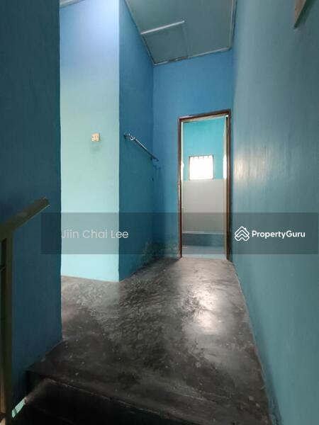 Untuk Dijual - Low Deposit Low Cost House Jalan Lading Puteri Wangsa Ulu Tiram