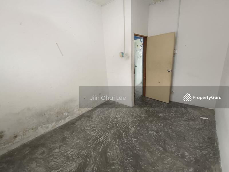 Untuk Dijual - Low Deposit Low Cost House Jalan Lading Puteri Wangsa Ulu Tiram