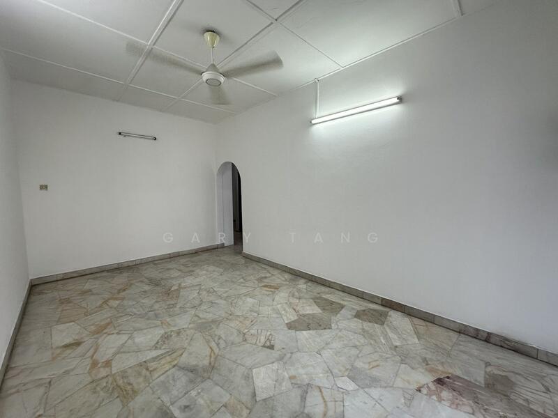 Untuk Dijual - first garden