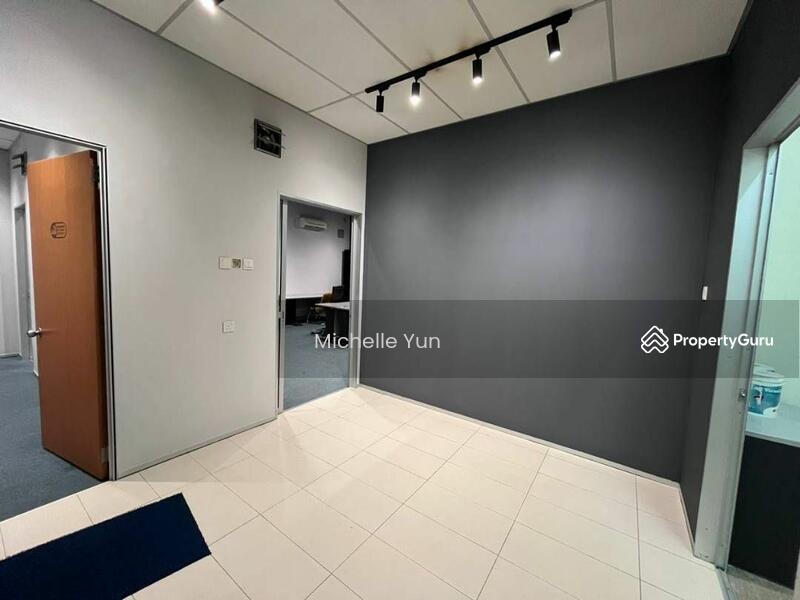 For Rent - Puchong Prima Business Centre fully furnished office with lift