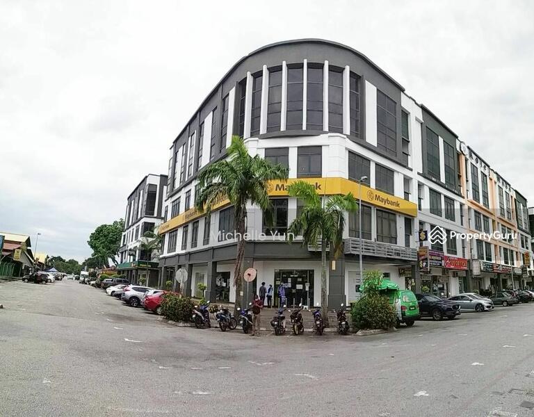 For Rent - Puchong Prima Business Centre fully furnished office with lift