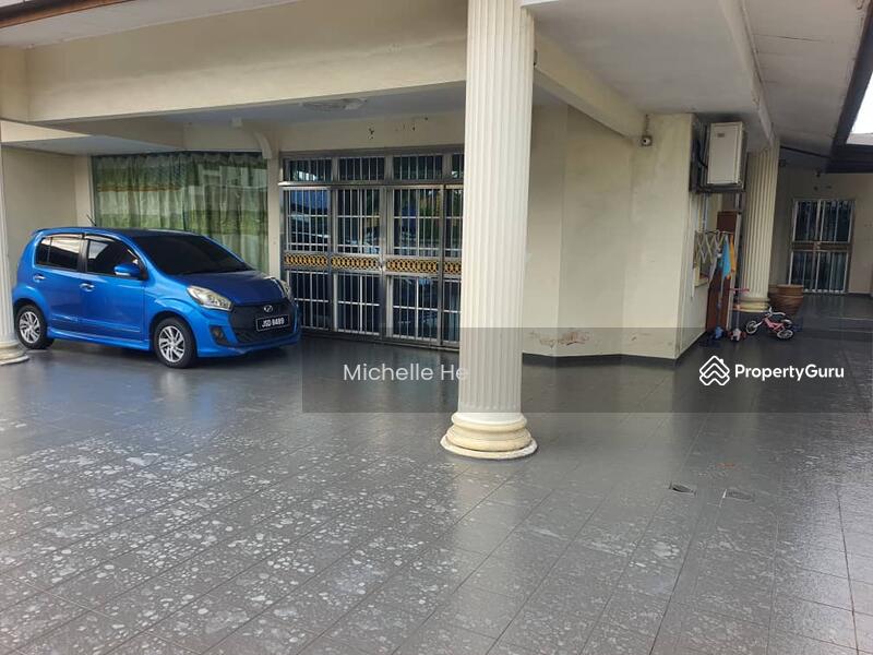 For Rent - Taman Universiti/ Semi D House/ For Rent