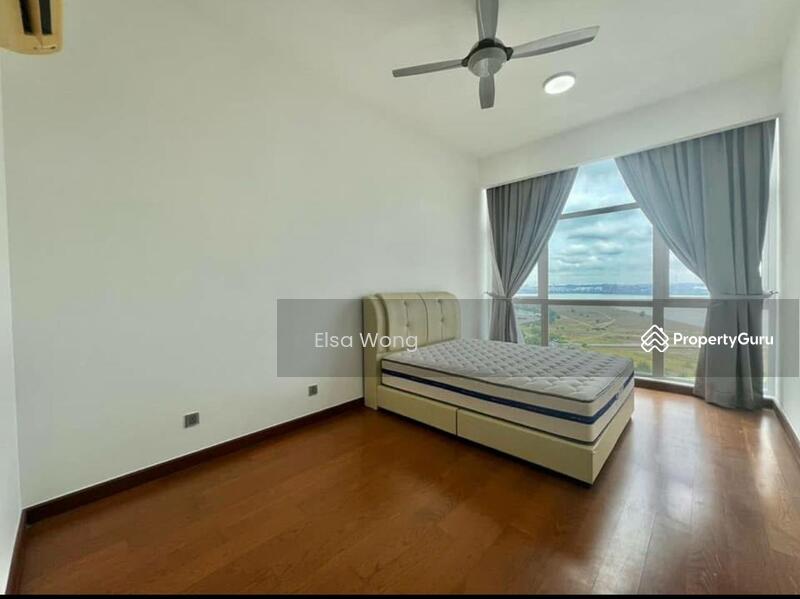 For Sale - Paragon Residences @ Straits View