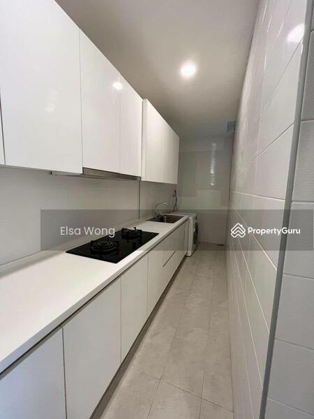 For Sale - Paragon Residences @ Straits View