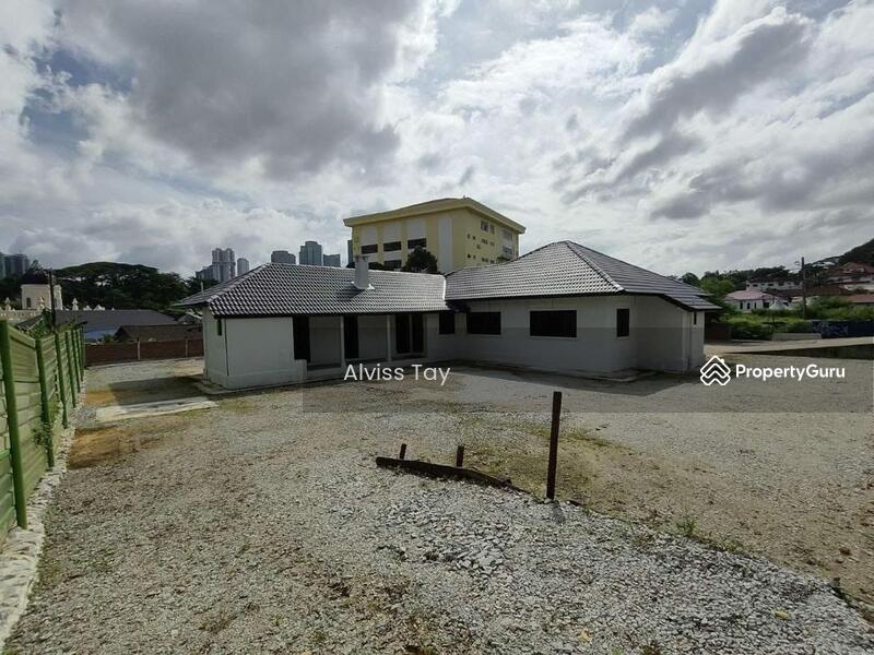 For Rent - Bungalow at Kampung Mahmoodiah