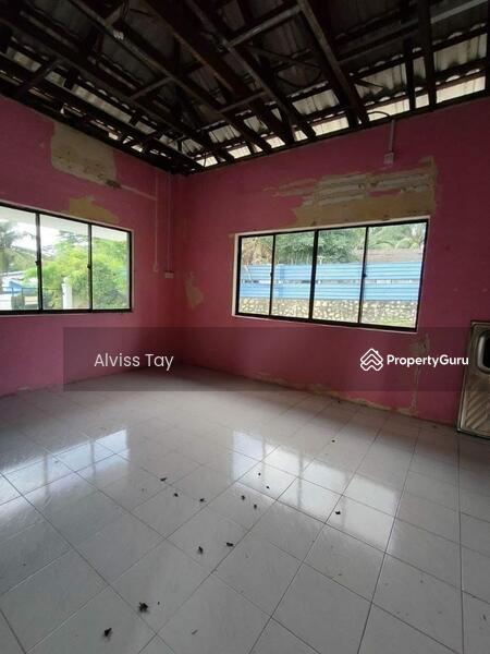 For Rent - Bungalow at Kampung Mahmoodiah