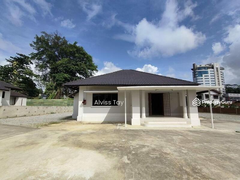For Rent - Bungalow at Kampung Mahmoodiah