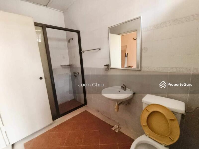 Untuk Dijual - Semi-Detached House at Taman Universiti