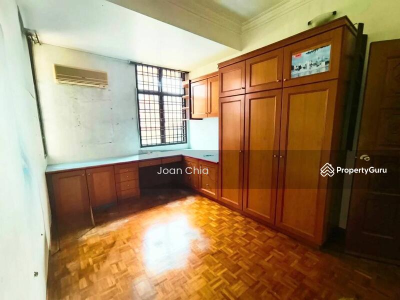 Untuk Dijual - Semi-Detached House at Taman Universiti
