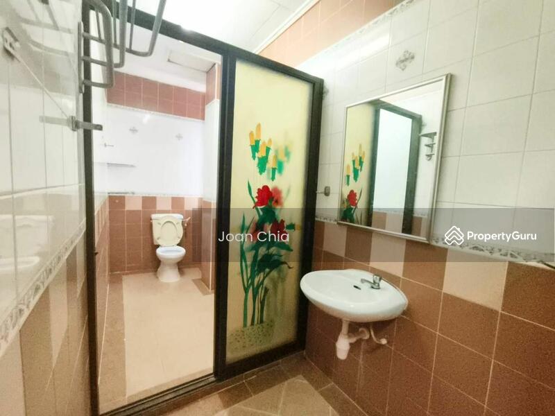 Untuk Dijual - Semi-Detached House at Taman Universiti