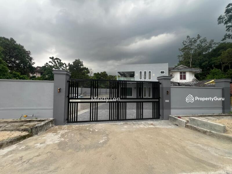 Semi-Detached House for Sale in Taman Bukit Kempas (Tampoi) - Mindy Lee - PropertyGuru.com.my