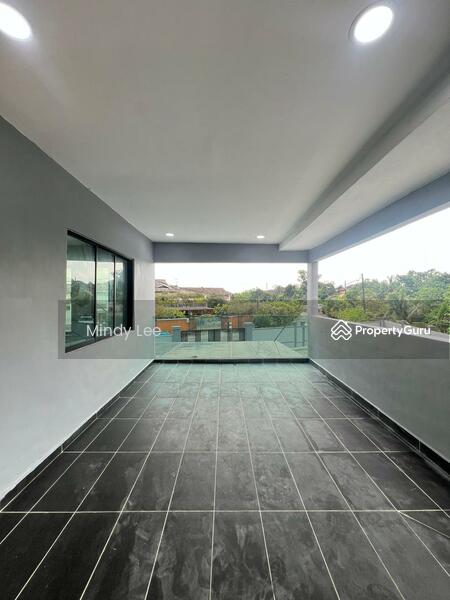Semi-Detached House for Sale in Taman Bukit Kempas (Tampoi) - Mindy Lee - PropertyGuru.com.my