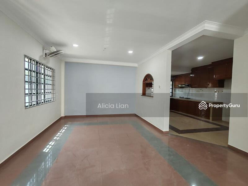 For Sale - Taman Kolam Air