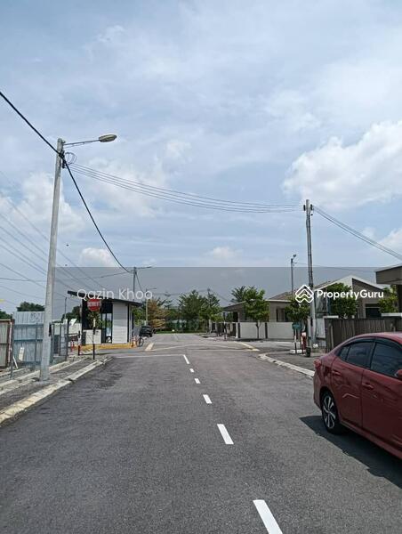 For Rent - Panorama Lapangan Mutiara Pearl Garden 1.5 Storey Terrace House