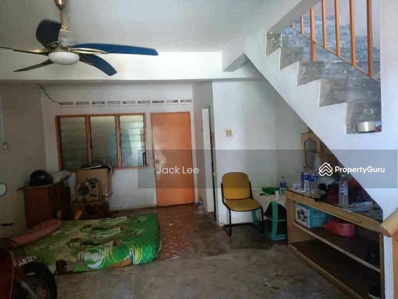 Untuk Dijual - 2-storey Terrace House at Kota Masai