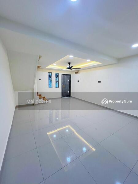 Untuk Dijual - Johor Bahru Taman Desa Jaya Renovated 2 Storey Low Cost Terrace 3bed