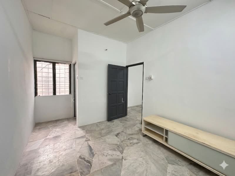 Untuk Dijual - Taman Bukit Mutiara Kajang Mewah 1 Storey House Reno 20x75