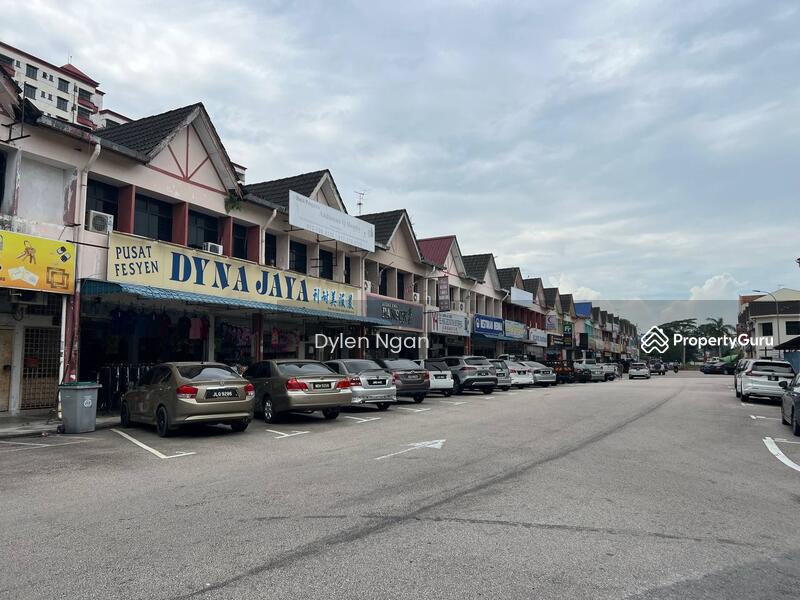 Untuk Dijual - Kota Tinggi Endlot Shop for Sale