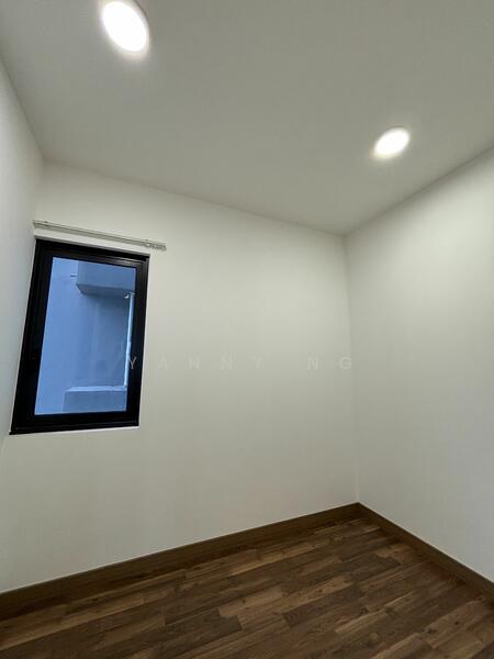 Untuk Disewa - Aster Green