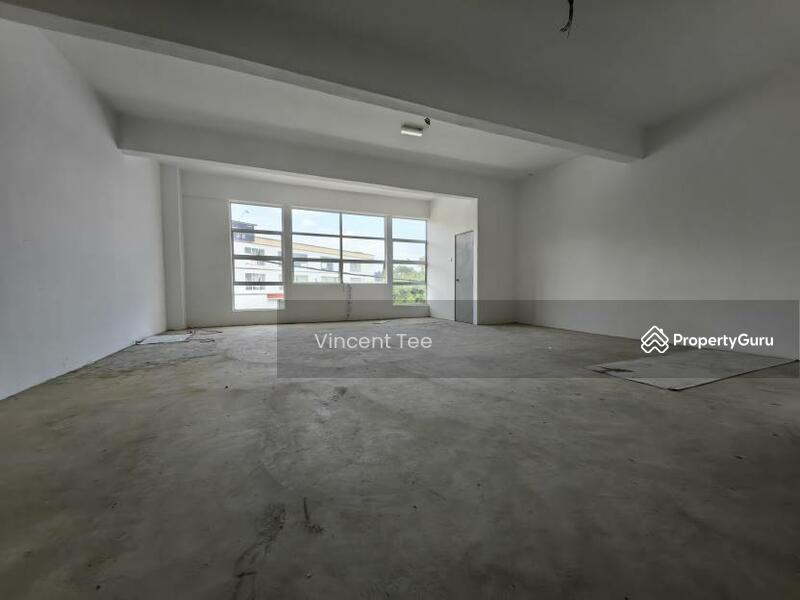 For Rent - 3mths Free Rental 1st Floor Shop Pusat Perniagaan Kuala Lipis
