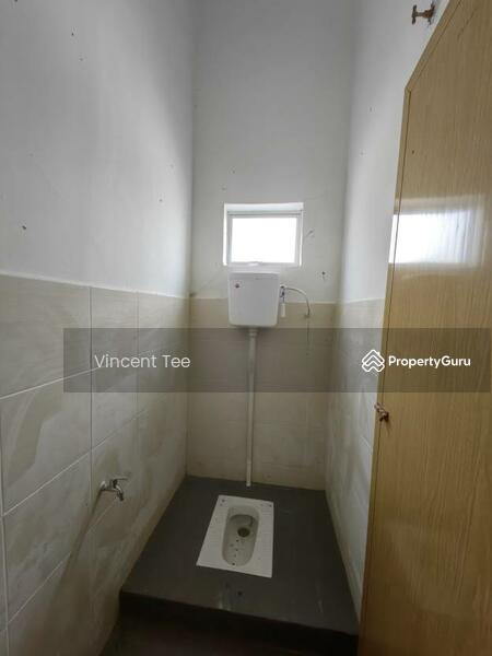 For Rent - 3mths Free Rental 1st Floor Shop Pusat Perniagaan Kuala Lipis