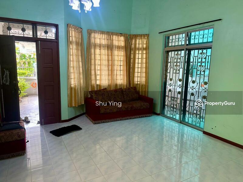 Untuk Dijual - Taman Pulai Indah Double Storey House