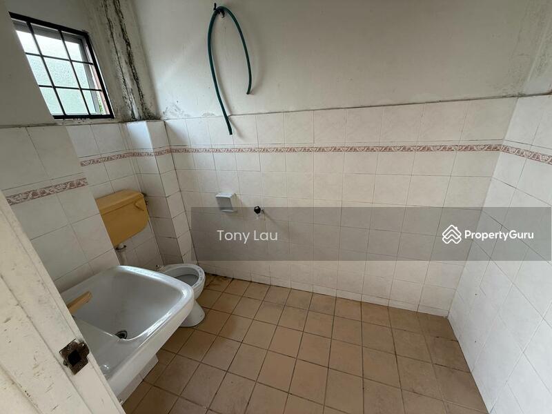 Terraced House for Sale in Taman Pinggiran Senawang (Sungai Gadut) - Tony Lau - PropertyGuru.com.my