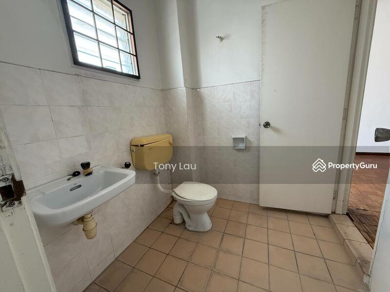 Terraced House for Sale in Taman Pinggiran Senawang (Sungai Gadut) - Tony Lau - PropertyGuru.com.my