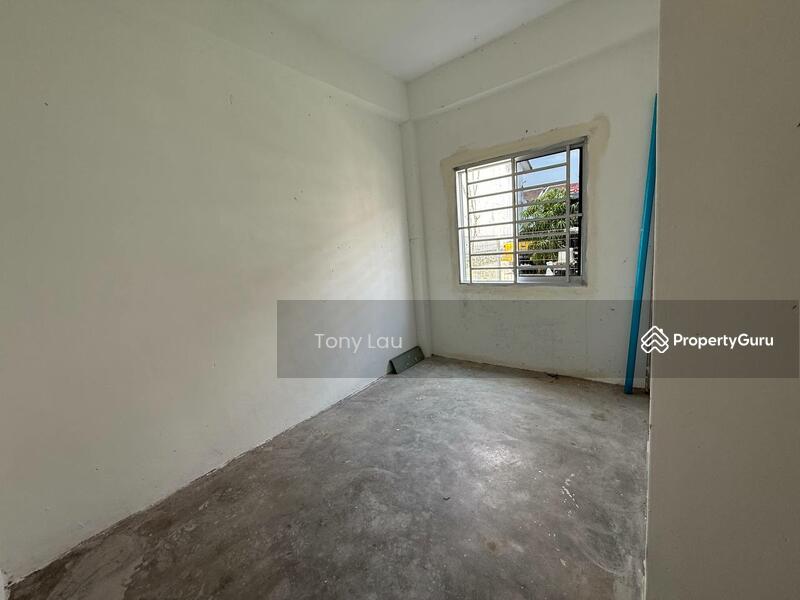 Terraced House for Sale in Taman Pinggiran Senawang (Sungai Gadut) - Tony Lau - PropertyGuru.com.my