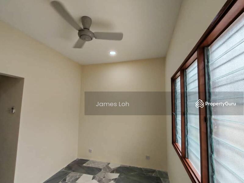 For Sale - Terraced House at Seksyen 28, Taman Alam Megah