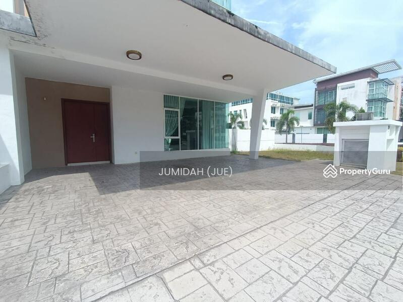 Corner 3 Storey Semi-D Jacaranda , Cyberjaya