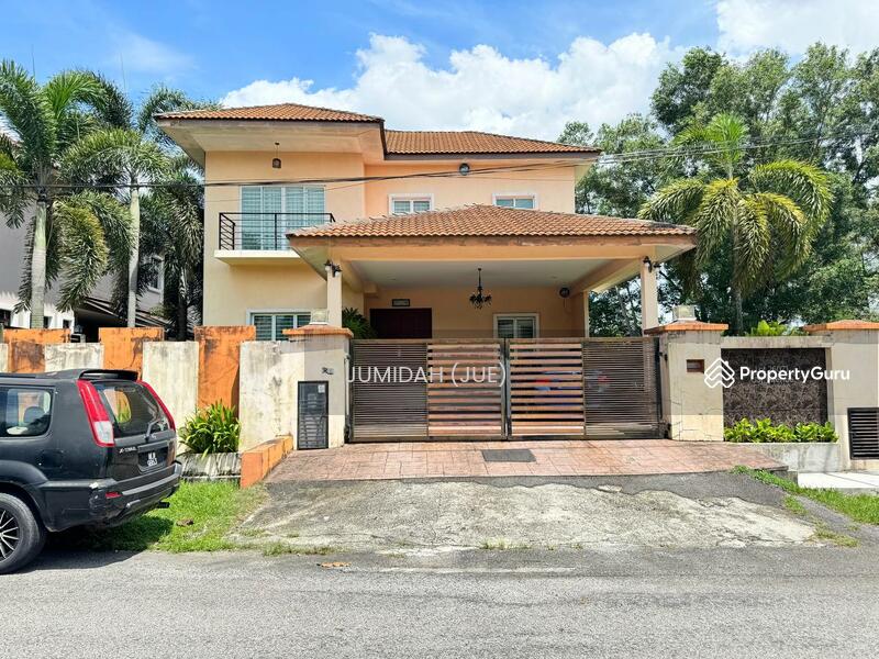 Nice Renovated Double Storey Bungalow USJ Avenue (USJ 3D) Subang Jaya With Private Pool