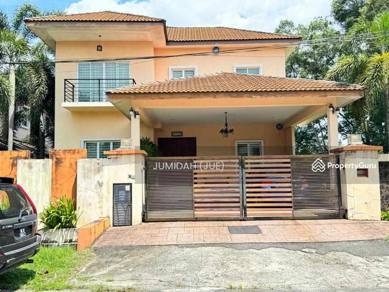 Nice Renovated Double Storey Bungalow USJ Avenue (USJ 3D) Subang Jaya With Private Pool