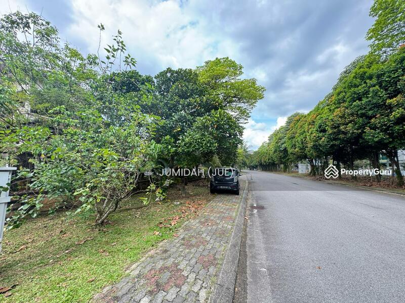 RARE CORNER UNIT IN BUKIT JELUTONG