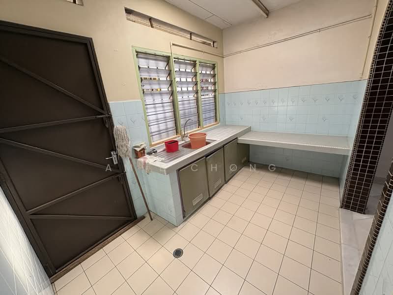 Rumah Teres 2 Tingkat untuk Dijual di Pekan Razaki (Ipoh) - Amie Chong - Kitchen - PropertyGuru.com.my