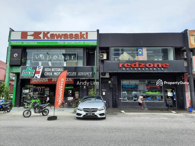 Untuk Dijual - Ara DAMANSARA, Petaling Jaya 1.5 Storey Link Factory For Sale