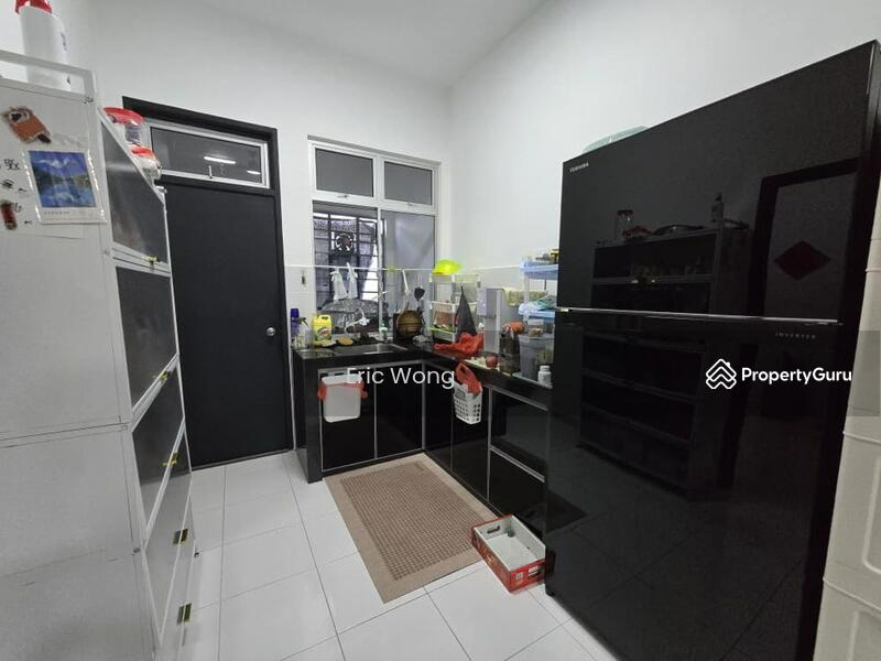 Untuk Dijual - Meridin East